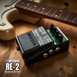 เอฟเฟคกีตาร์ Boss RE-2 Space Echo