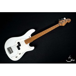 SANDBERG CALIFORNIA II VS4s Soft Aged Virgin White, Short scale