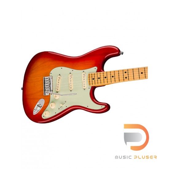 Fender American Ultra Stratocaster (Ash Body)