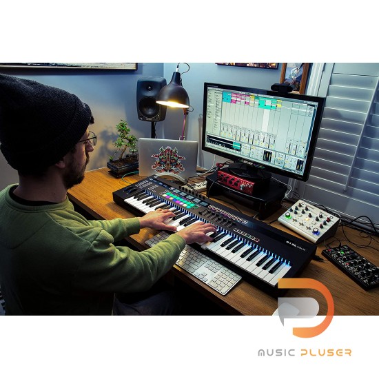 Novation SL MKIII 61 Novation SL MKIII 61