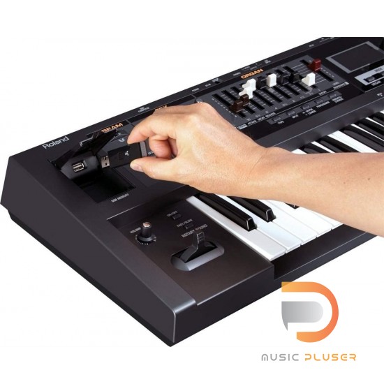 Roland VR-09 Roland VR-09